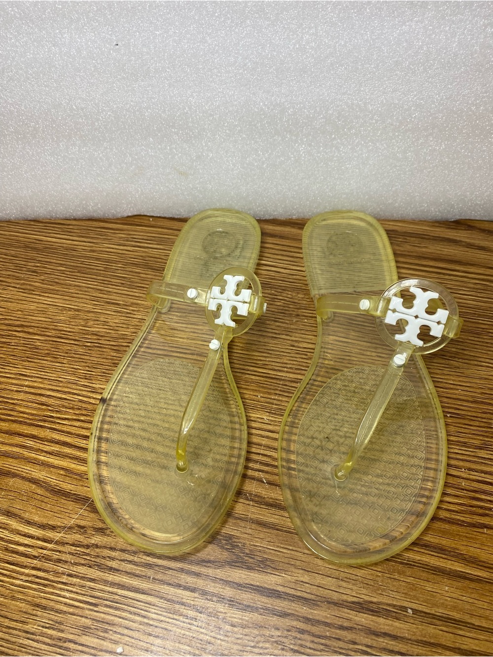 Tory Burch Mini Miller Clear Jelly Thong Sandals Open Toe Comfort Shoe Women’s 7